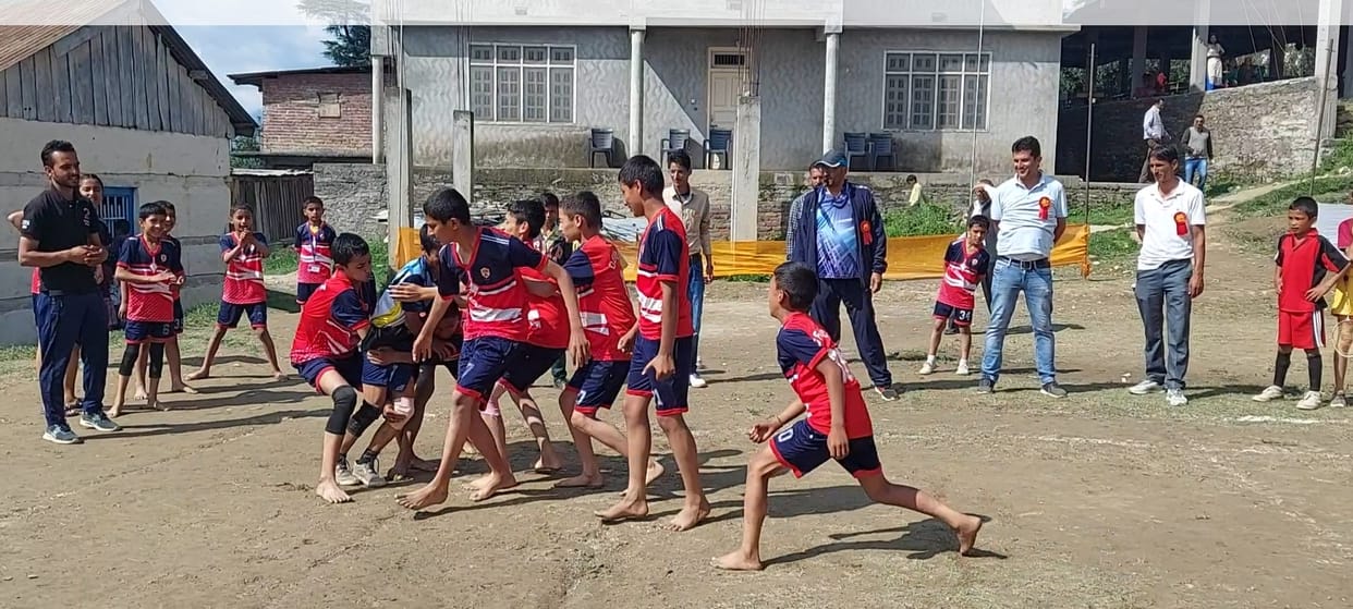 nalaban deafeat khuthari in vollyball match