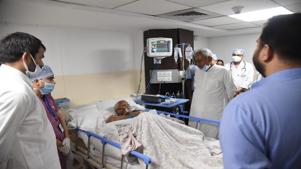 Lalu Prasad Yadav Health Condition is Critical, Preparing To Move To Delhi, PM Spoke To Tejashwi Yadav News in Hindi