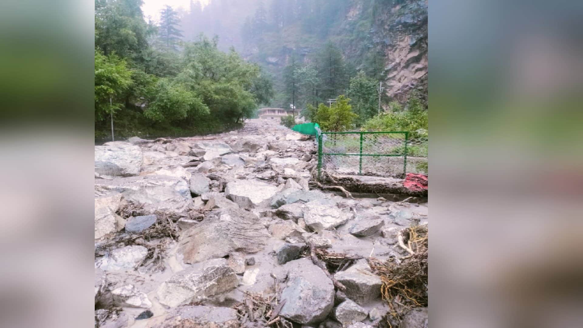 Heavy devastation due to cloudburst in Himachal's Kullu, one phone call saved hundreds of lives like this