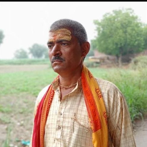 Hathras: Factory security guard found unconscious on road dies