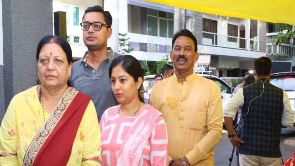 Indore News: 19 candidates for mayor and 341 for councilor in fray, more than 18 lakh voters will decide their fate