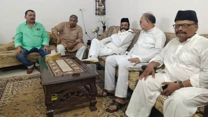 शाहजहांपुर पहुंचे तौकीर रजा