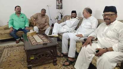शाहजहांपुर पहुंचे तौकीर रजा
