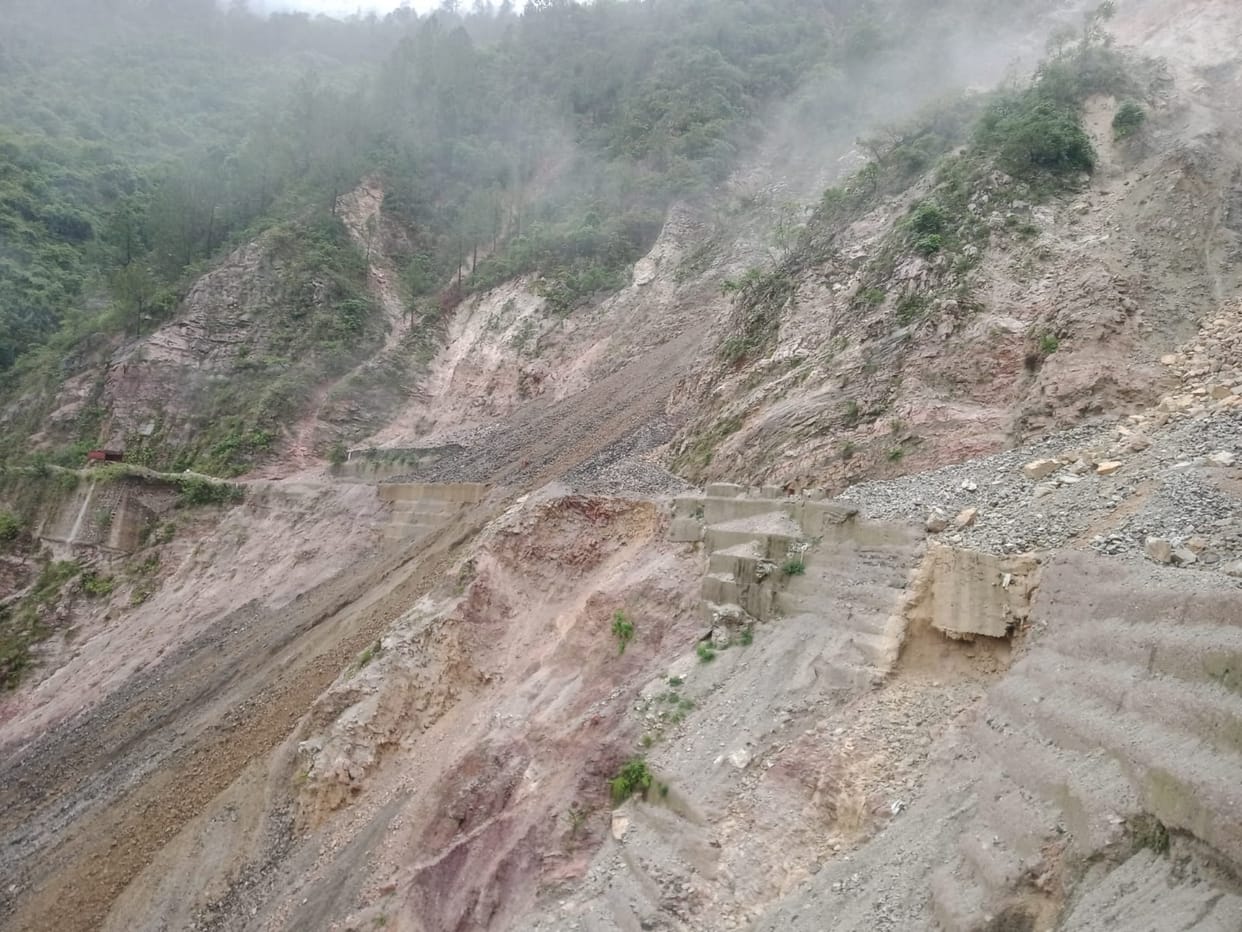 Weather Update: heavy rain in Uttarakhand,161 roads closed including nine state roads due to rain