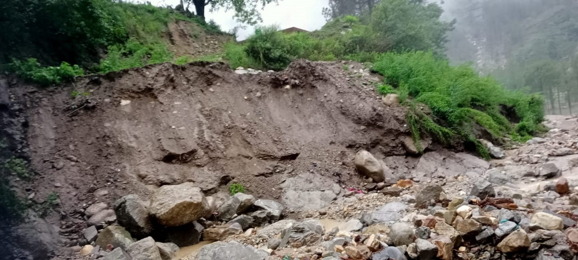 Weather Update: Heavy damage in mountains due to rain, water and debris entered houses, roads closed, Badrinath and Yamunotri highway closed, See Photos