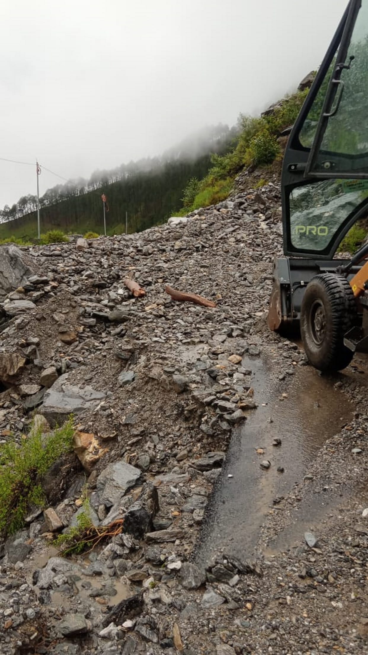 Uttarakhand Weather Many roads closed due to heavy rains