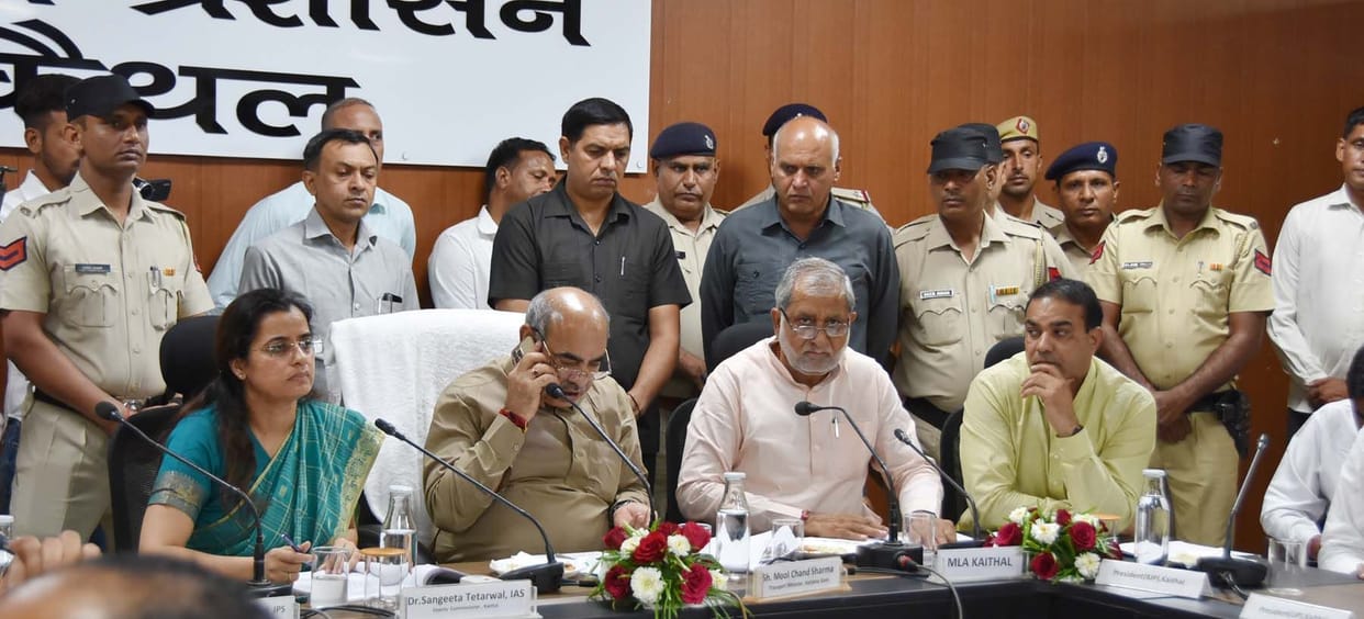 'Liquor contracts should not be around religious places'