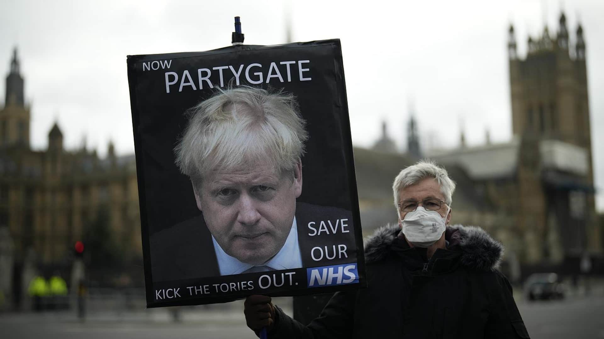 As Boris Johnson agrees to resign know about the scandals which led his downfall Conservative Party MPs against him explained news in hindi