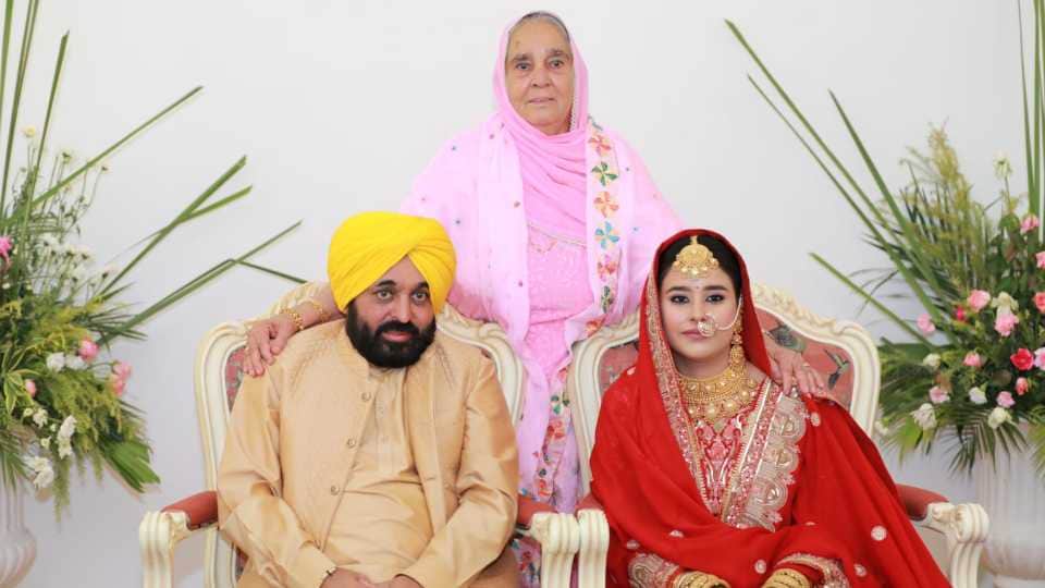 Punjab CM Bhagwant Mann ties the knot with Gurpreet Kaur