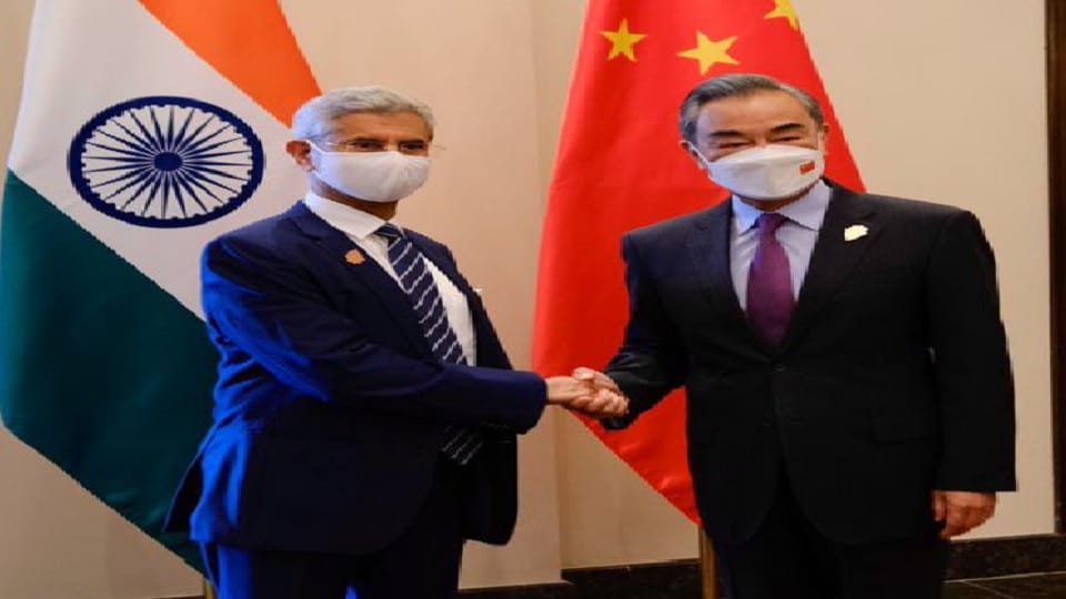 Foreign Minister of India-China met in Bali, Jaishankar spoke candidly to Yi on these issues including border situation