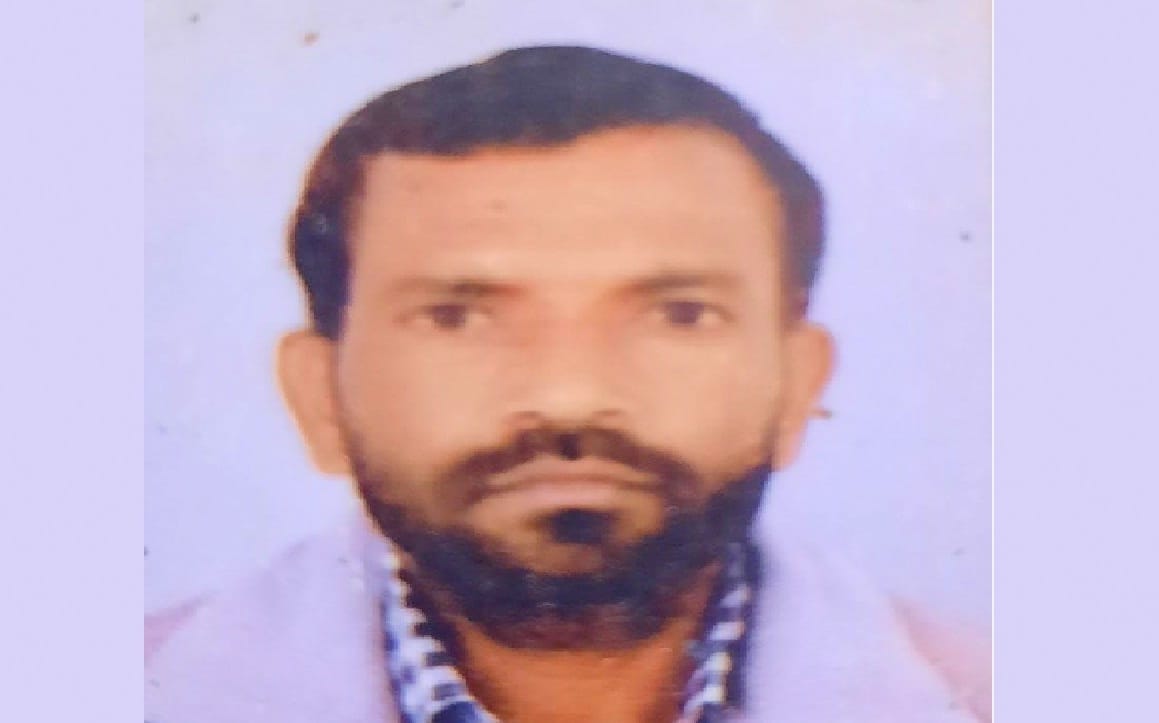 the sweeper died under suspicious circumstances in Etawah, the younger brother accused three people of murder