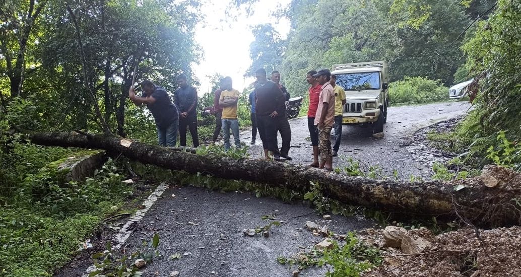 Many Roads Blocked In Bageshwar