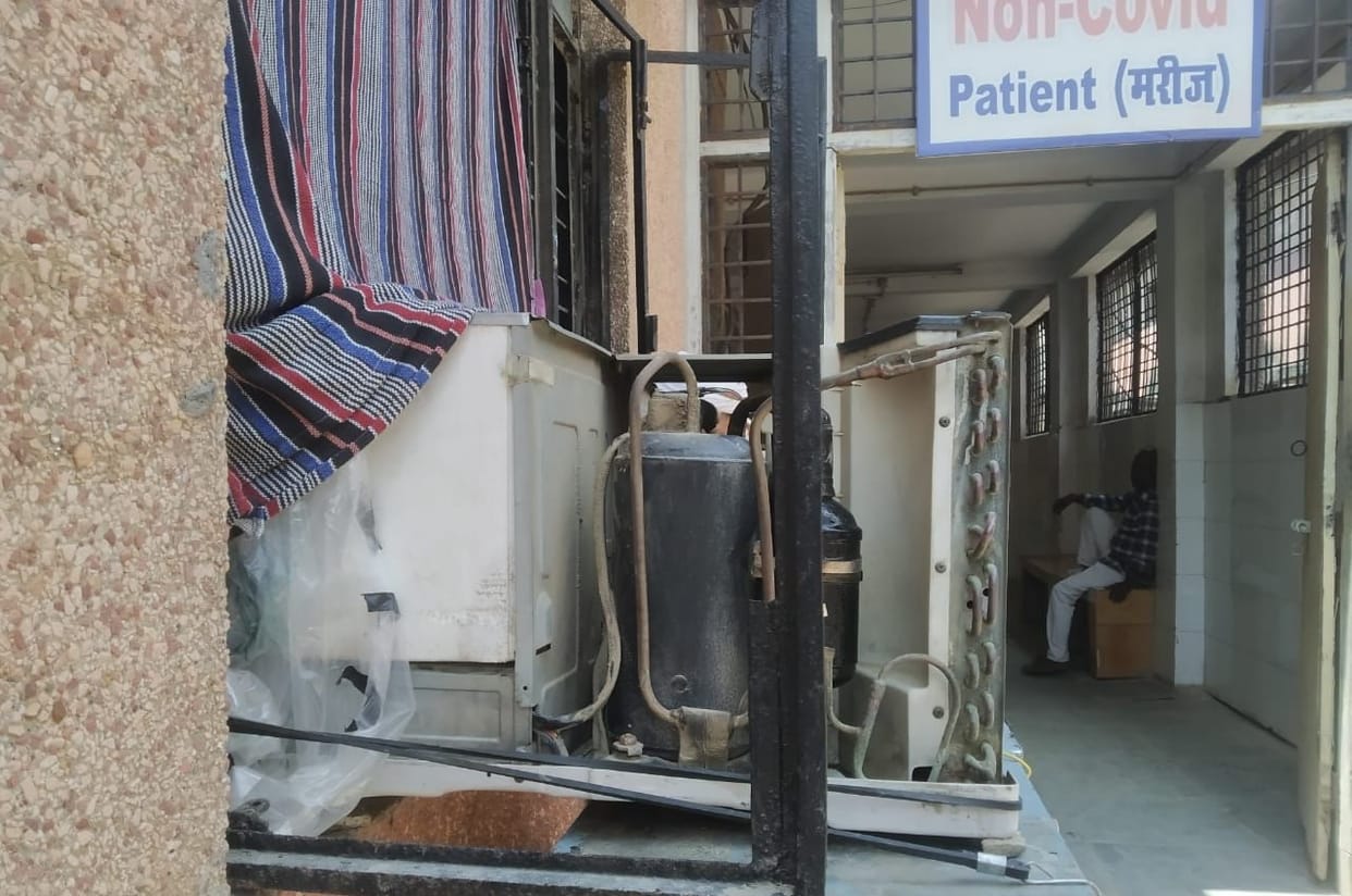 The patient suffering from irritation in the burn ward installed AC by getting it brought from home