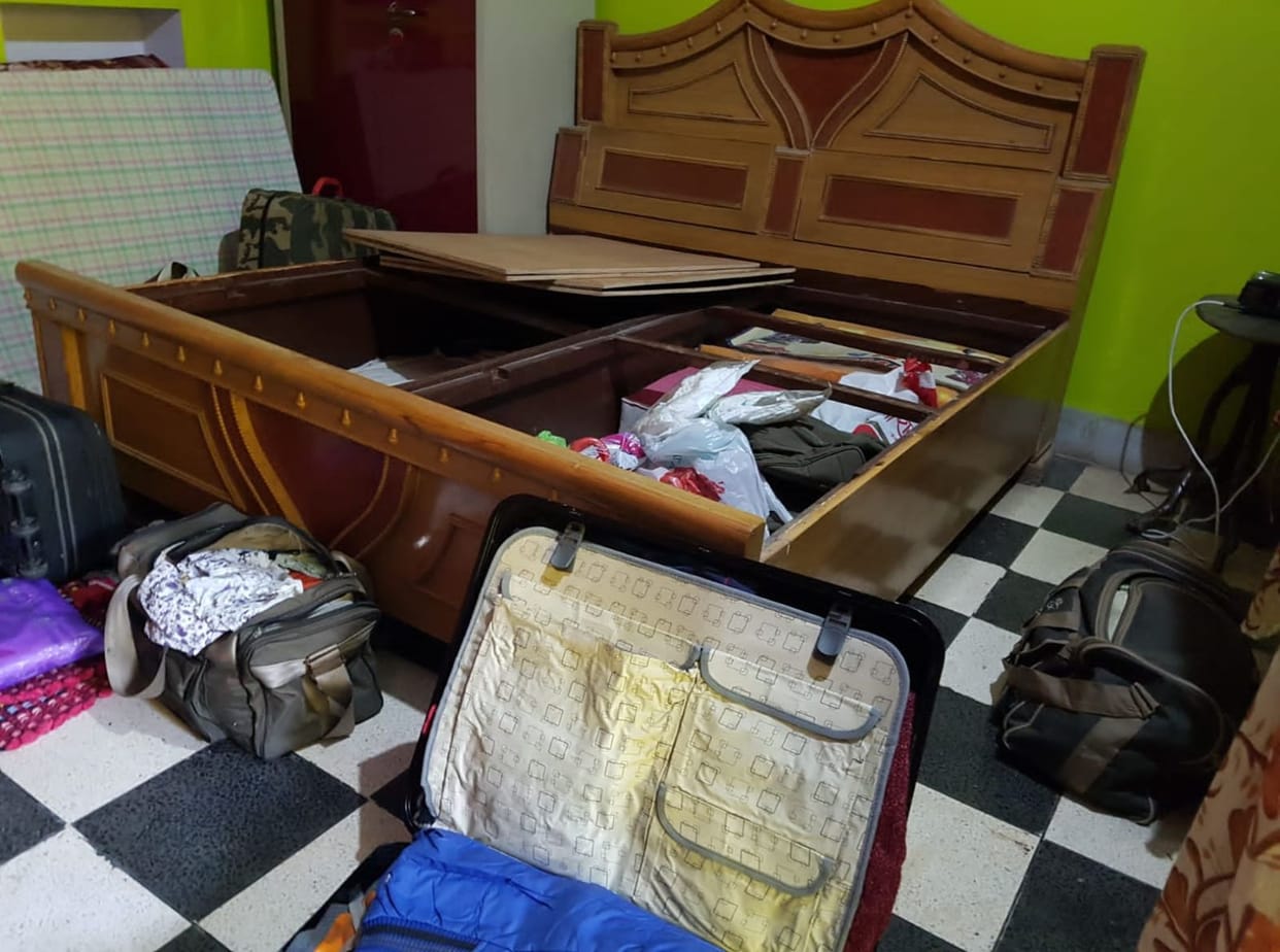 Theft in a closed house, electricity checking suspects