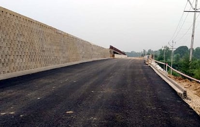 Chaubepur service lane construction started after death of 12 people in varanasi