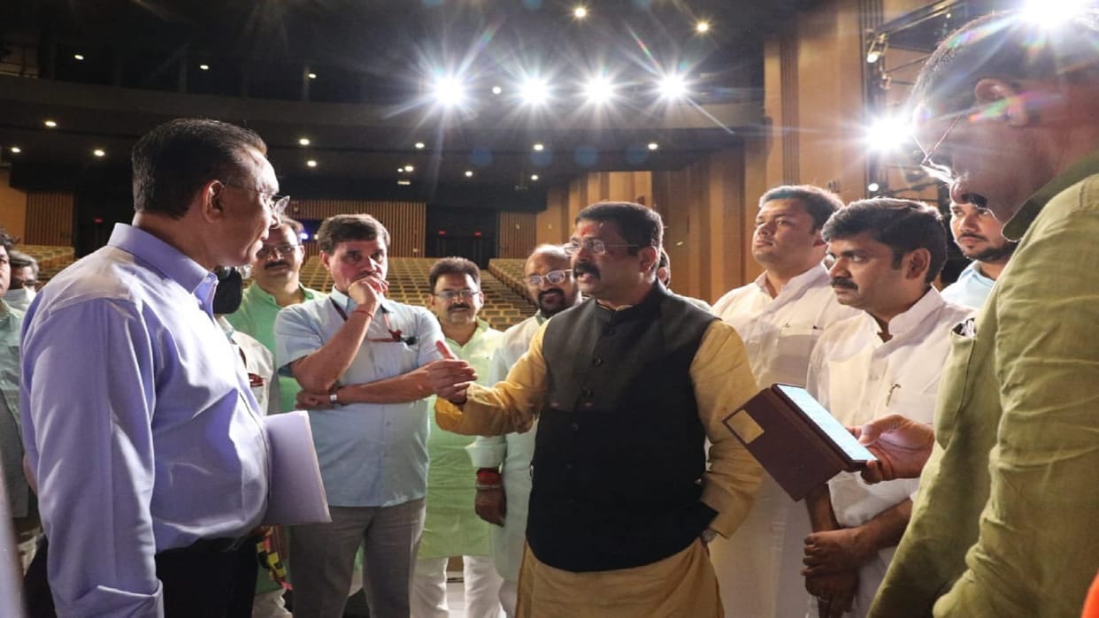 Prime Minister Narendra Modi will inaugurate  three day convention in Varanasi