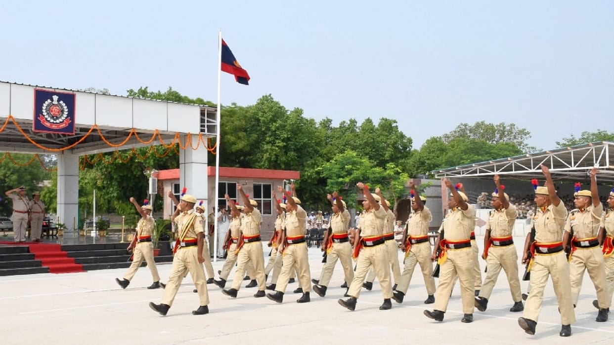Passing out parade held at Delhi Police Academy Jharoda Kalan 117th batch of constables recruited