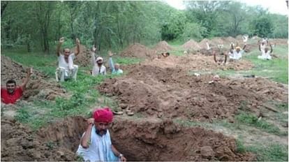 51 people sitting on land tomb against Gehlot government Bharatpur Rajasthan