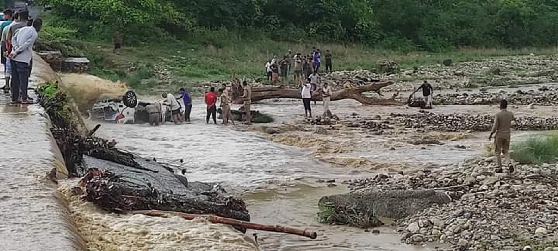 Car accident in Uttarakhand Ramnagar Dance party was held at the resort, Pawan Jacob was the event organizer
