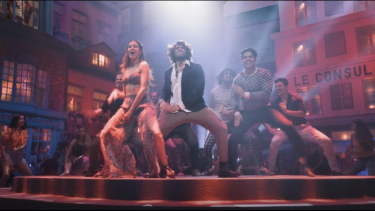 Vijay Deverakonda and Ananya Panday Starrer Liger Song Akdi Pakdi Promo release