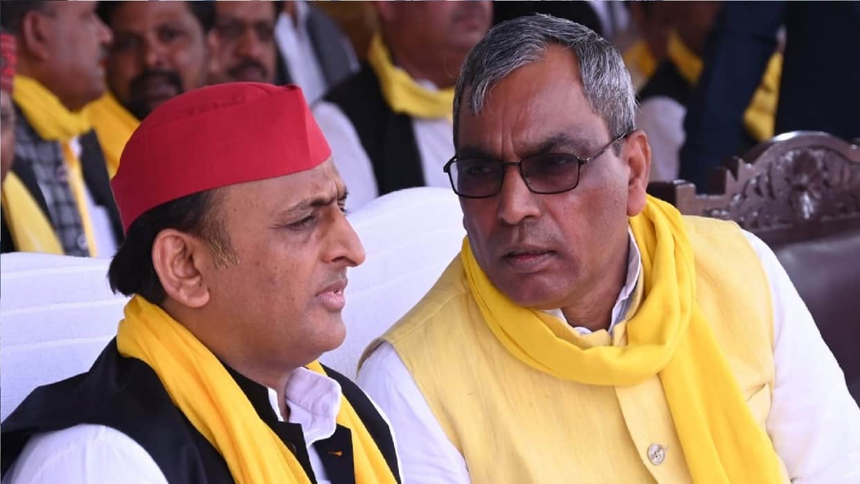 akhilesh yadav and om prakash rajbhar tussle There may be big political upheaval in UP