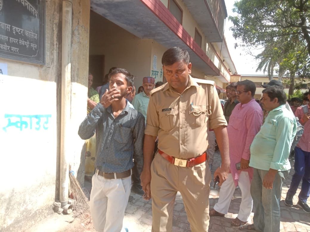Fake audit team member caught by teachers