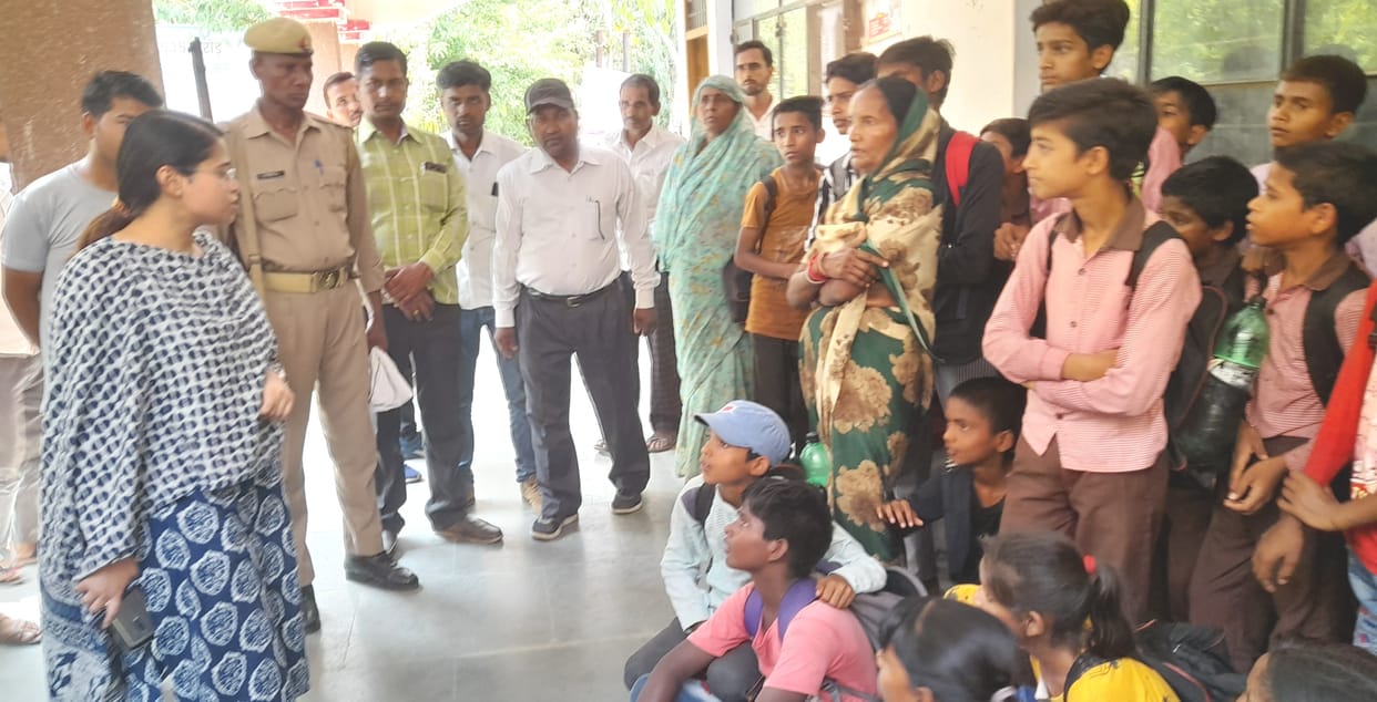 Kannauj: SDM Didi... our school children are hungry for 23 days