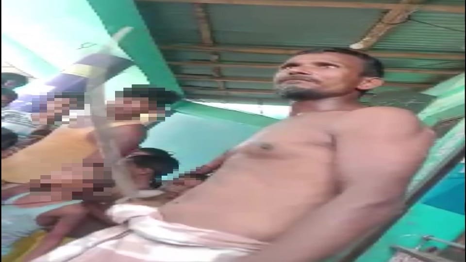 Bihar News: Uproar with sword in school, father was upset over his son not getting books in school