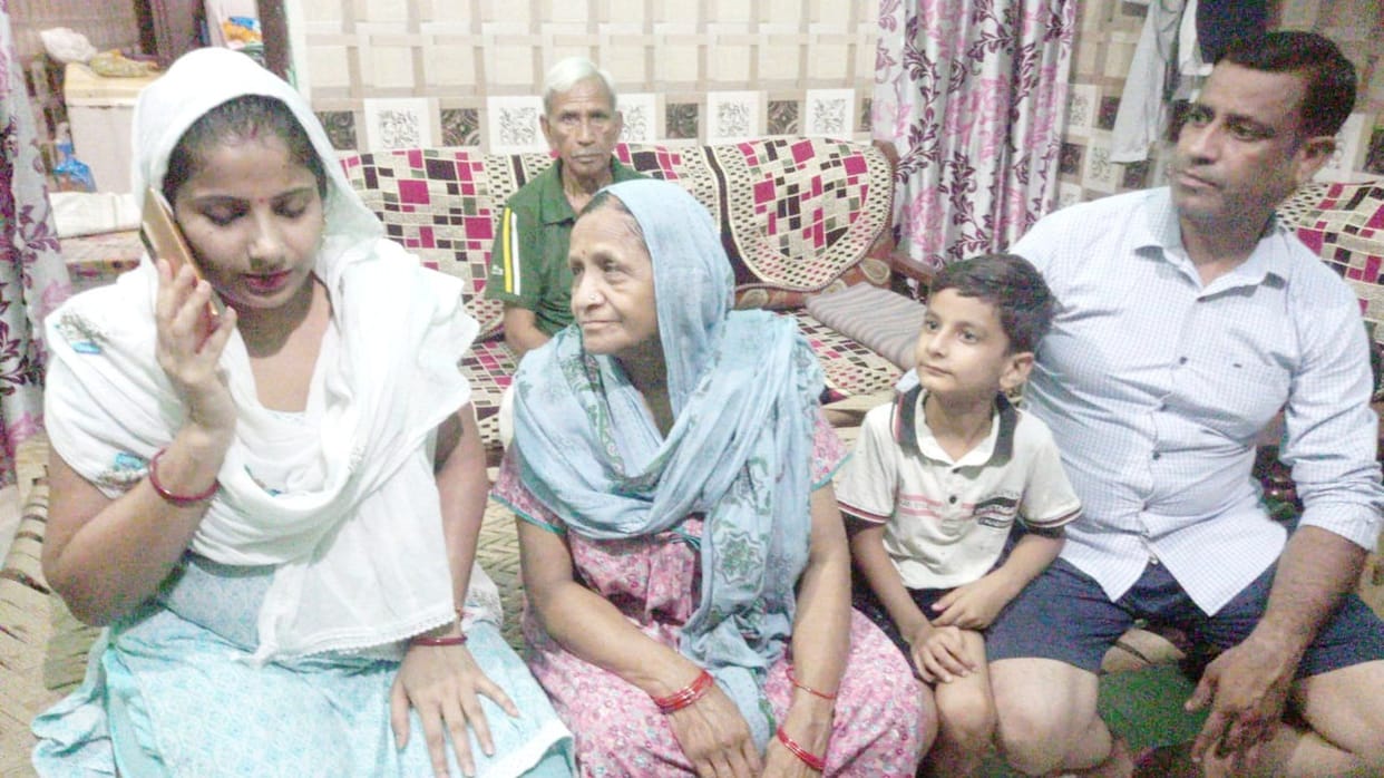 Family members got to know on phone from the people who went on Amarnath Yatra
