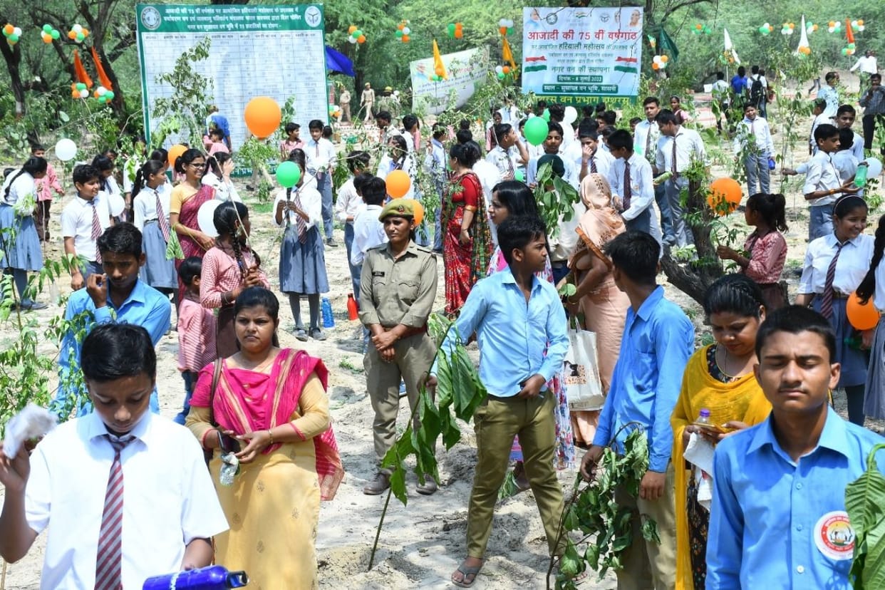 Hathras: Inauguration of city forest in Susayat village of Sasni