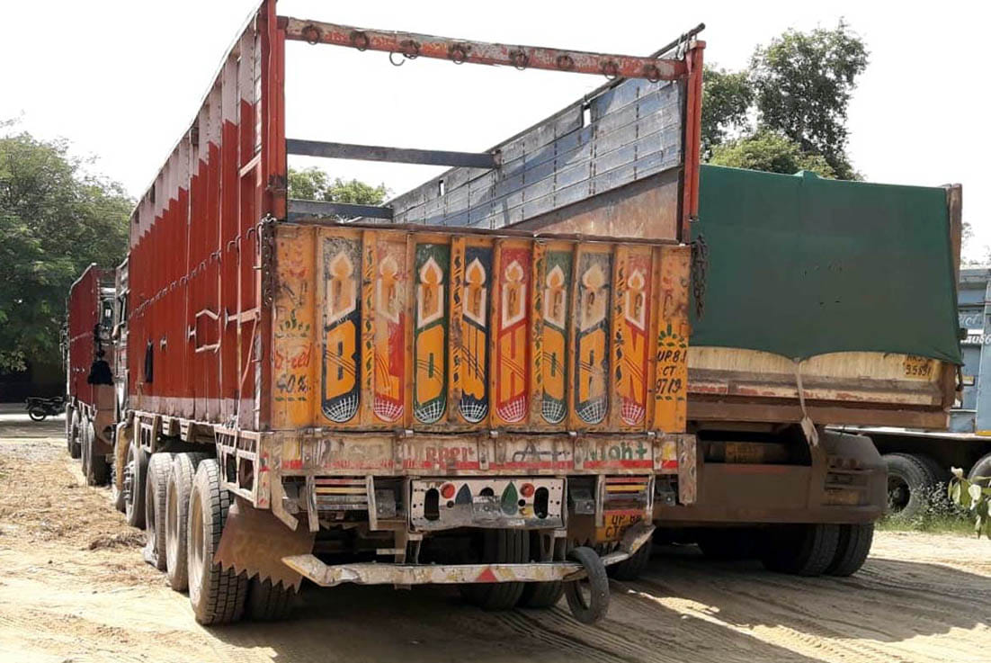 Seizures three ballast-laden trucks entering UP without a permit