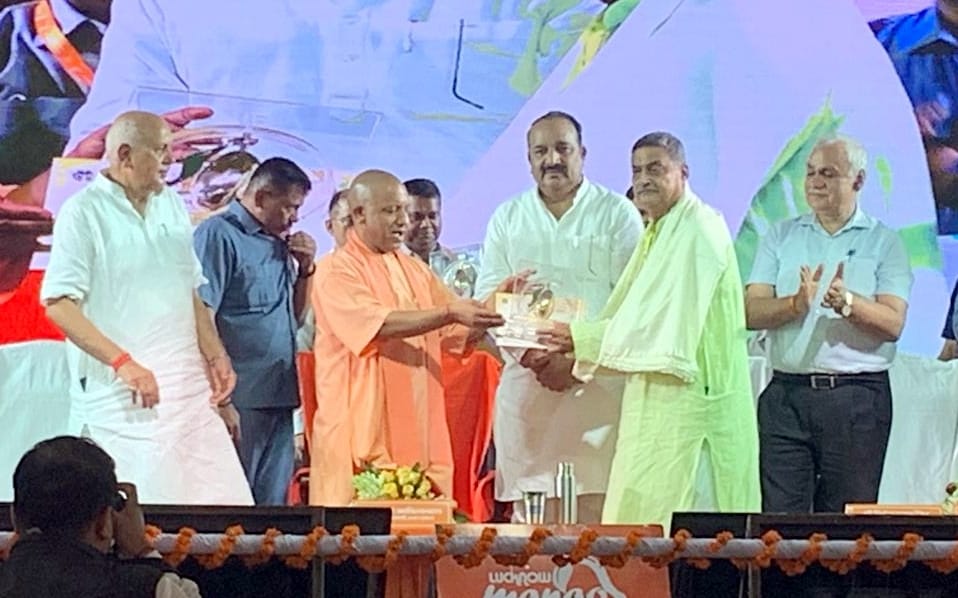Gulab Jamun of the district got first place in the state