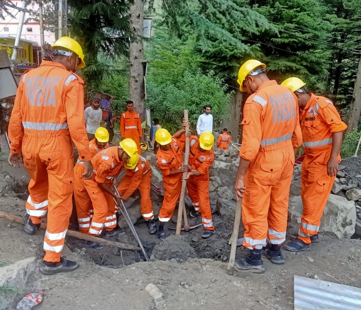 Search operation for missing people again, no clue found