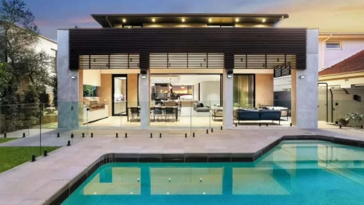 Cricketer Steve Smith Sells His Luxurious Sydney Mansion for Rupees 67 Crore Know More News in Hindi