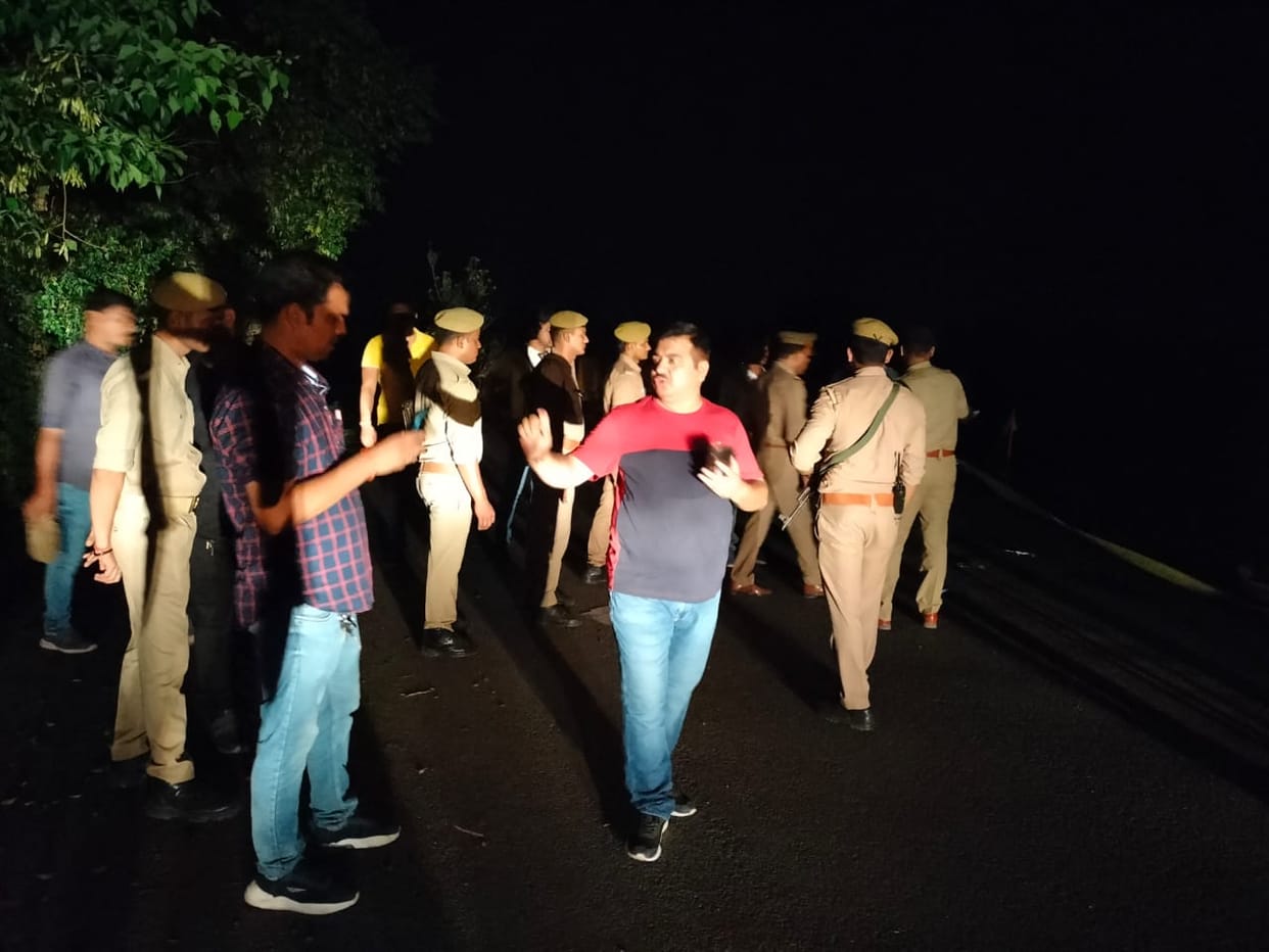 Encounter in Varanasi Two shooters shot in the leg in a police encounter, arrested