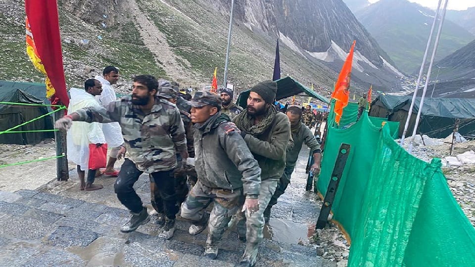 amarnath cloudburst search of missing people done through these technology and equipment family of telangana bjp mla saved