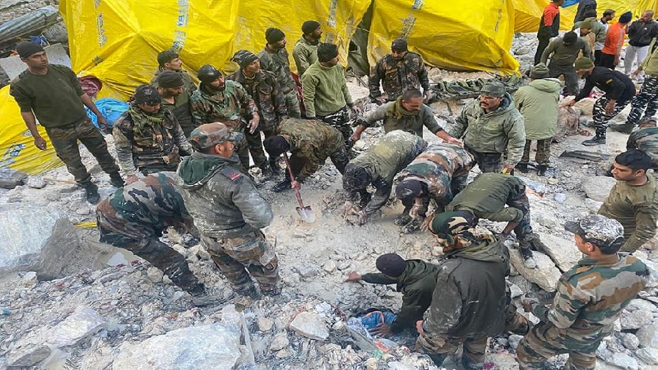 amarnath cloudburst search of missing people done through these technology and equipment family of telangana bjp mla saved