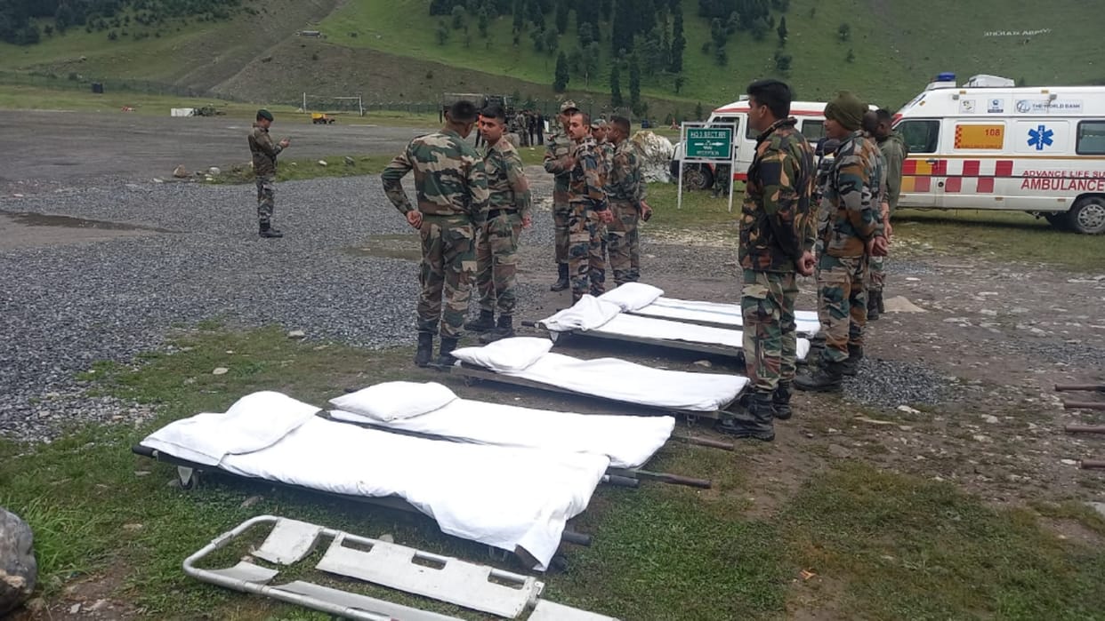 Amarnath Incident Update: Dead bodies of 16 pilgrims recovered, rescue continued overnight, yatra suspended