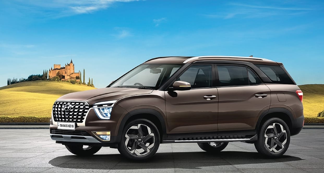 Hyundai Motor launches new variant of three-row seven-seater SUV Alcazar in India hyundai alcazar new variant hyundai alcazar new model 2022 hyundai alcazar base variant price hyundai alcazar base model price