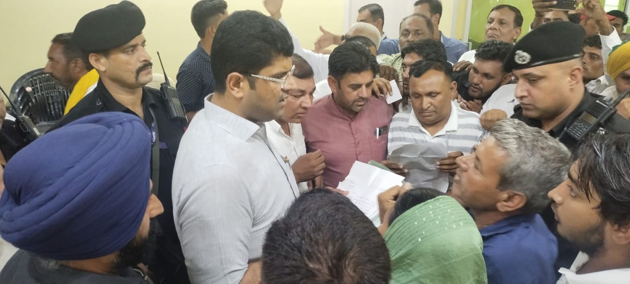 Strict action will be taken against those demanding extortion by threatening MLAs and common man