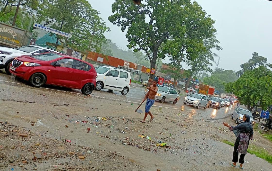 Doon Highway remained closed for six hours due to debris