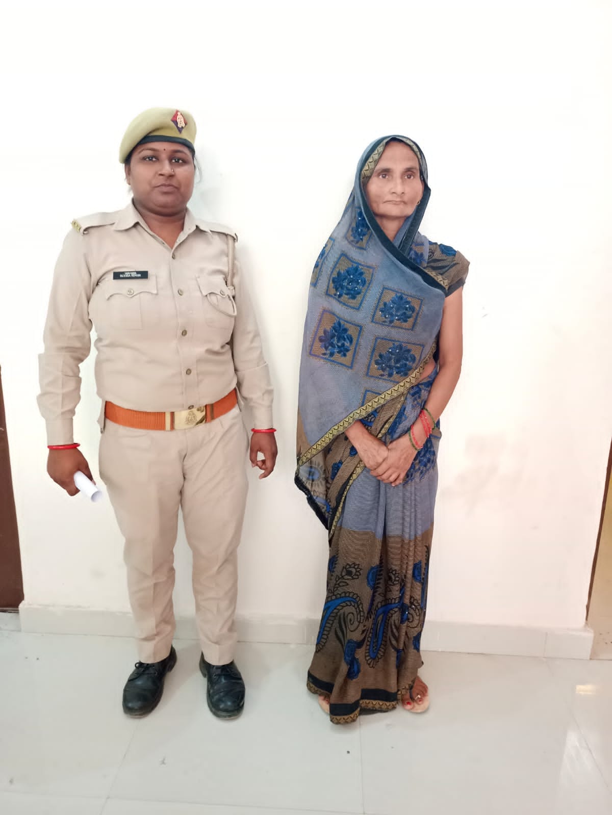 Retired teacher killed by wife together with lover