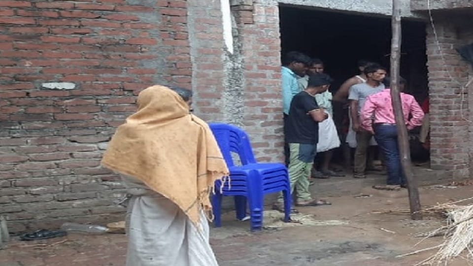 Father commits suicide after Conflict in daughter s marriage in Usawan area of Badaun