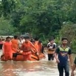 राहत व बचाव कार्य में जुटे एनडीआरएफ के जवान