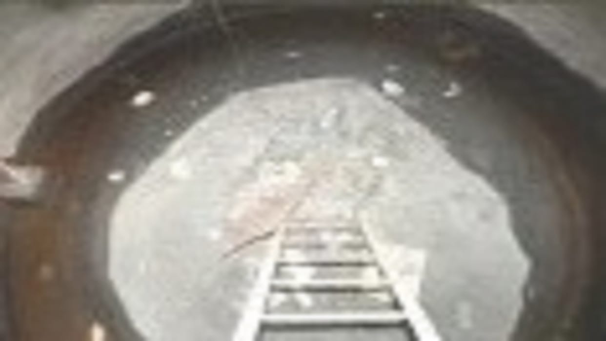 bareilly district hospital faces water crisis with old and dirty tank containing harmful water