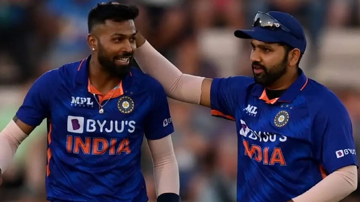 ENG vs IND Did Hardik Pandya abuse Rohit Sharma in the second T20 Gujarat Titans captain trolled on Twitter