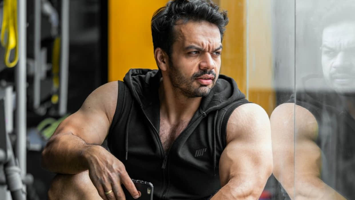 Youtuber Gaurav Taneja aka flying beast gets bail after arrest over celebrating birthday at noida metro station
