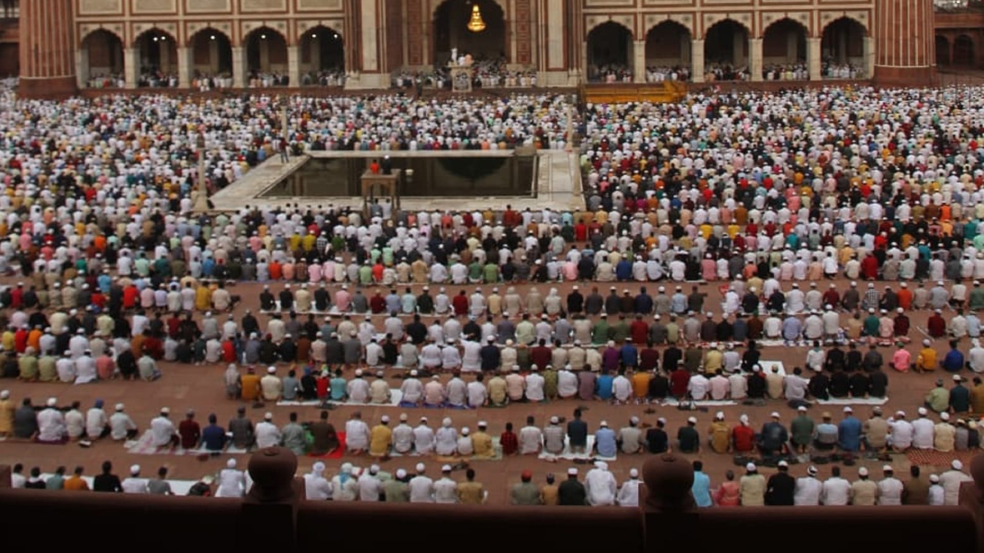Bakrid celebrated in Jama Masjid with peace after two years see photos