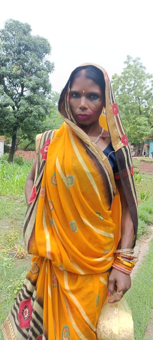 dead body thrown in bushes after killing married woman