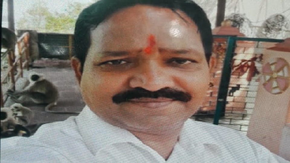 dtc bus driver murdered by both his wives in govindpuri